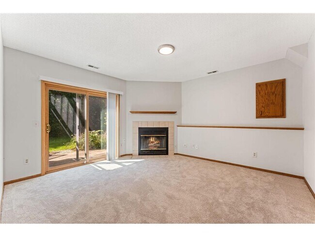 Building Photo - 15465 Sussex Dr