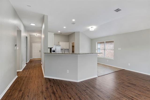 Building Photo - 10905 Fawn Valley Dr