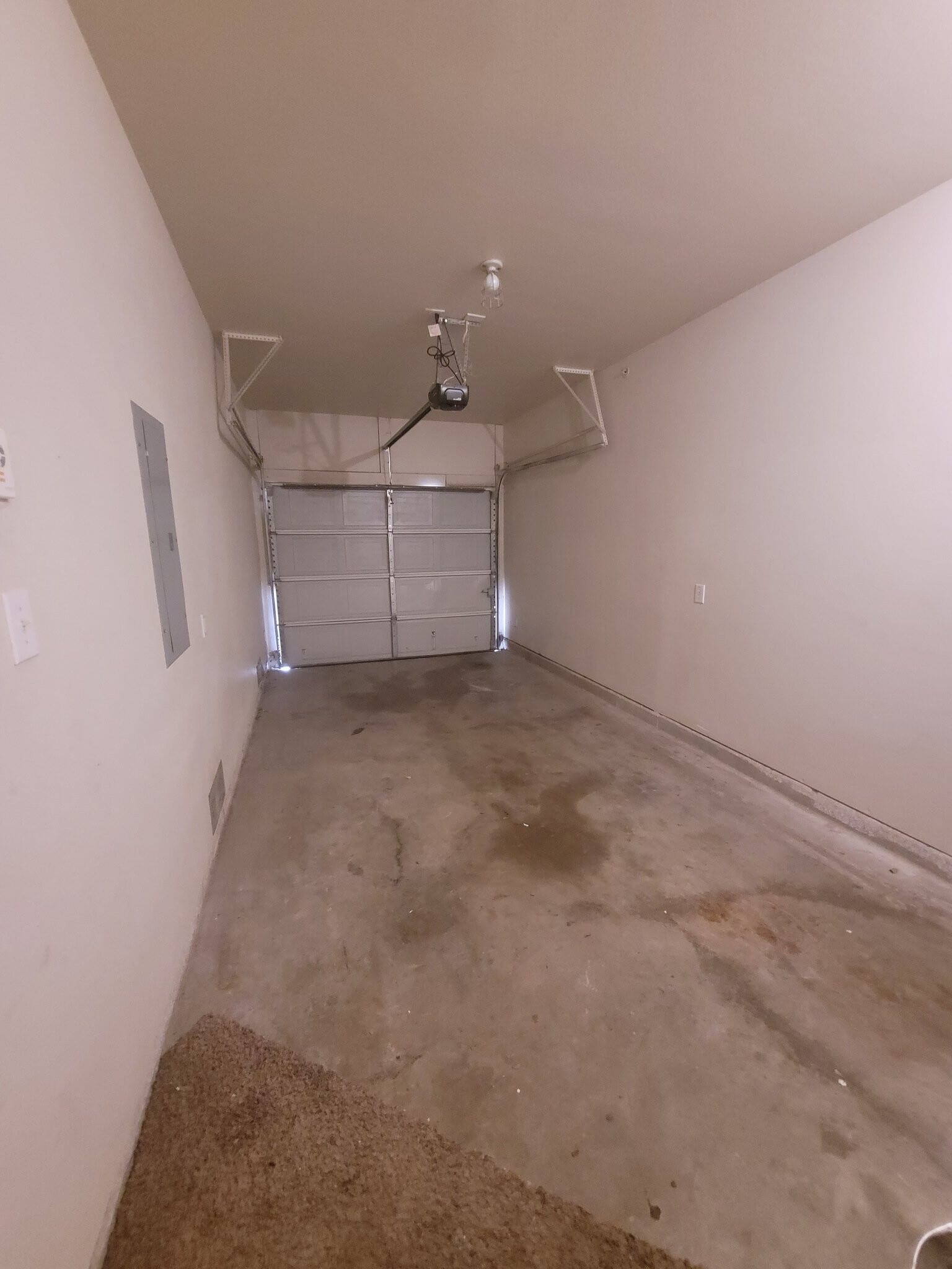 Building Photo - 10806 Mathom Landing