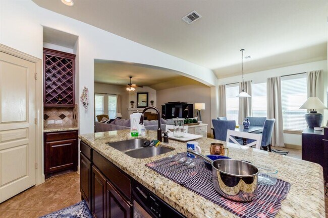 Building Photo - 63 Sagamore Ridge Pl