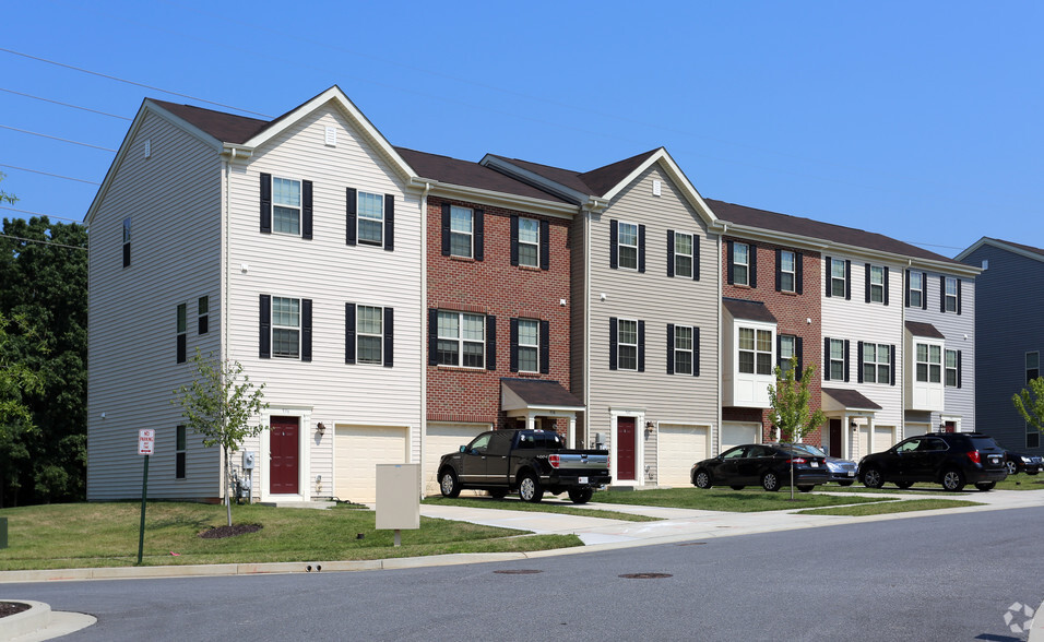 Primary Photo - The Pointe at Manorgreen Townhomes