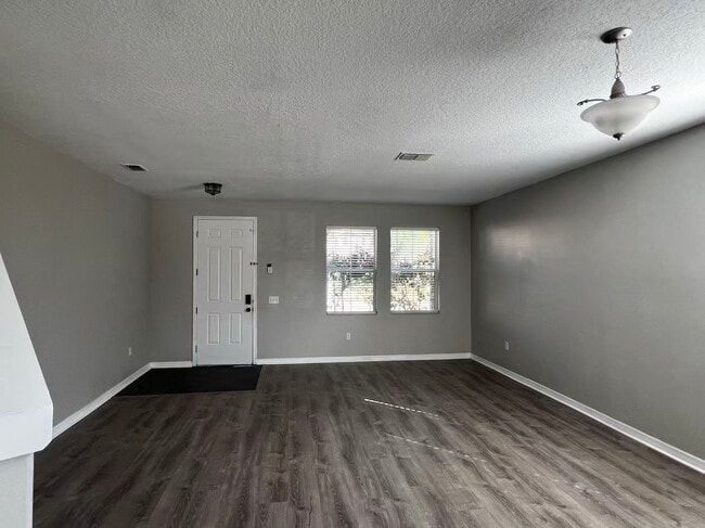 Building Photo - 1232 Alapaha Ln