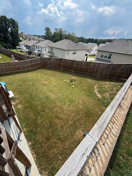 Building Photo - 719 Saffron Blvd