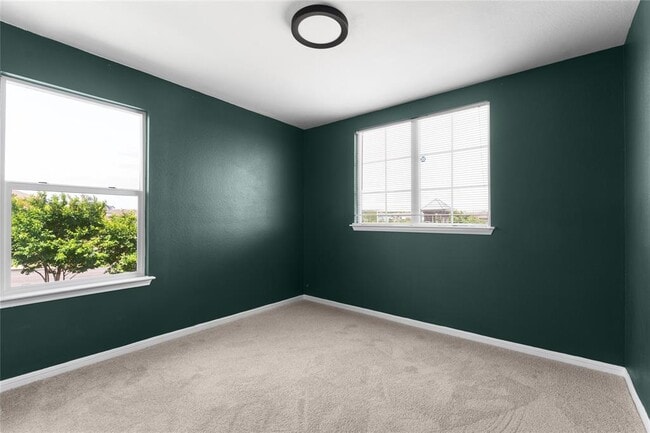 Building Photo - 3301 Ortman Dr