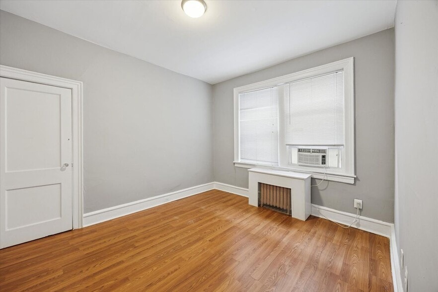 Building Photo - 5235 Wissahickon Ave