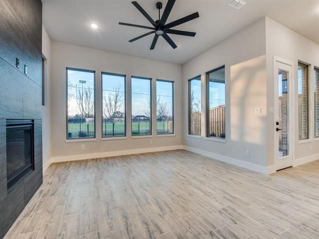 Building Photo - 119 W Park Dr