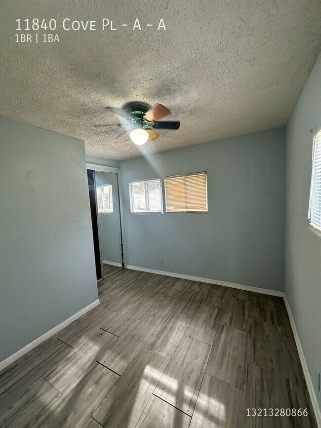 Building Photo - 11840 Cove Pl