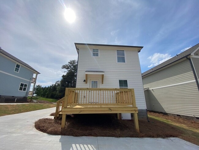 Building Photo - 263 Bailey St