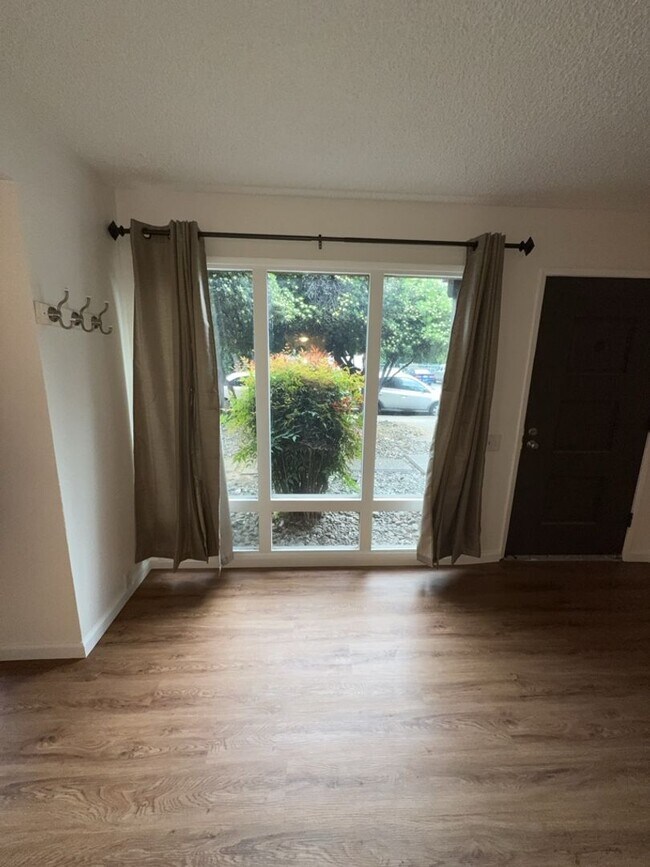 Building Photo - 615 Rancheria Dr