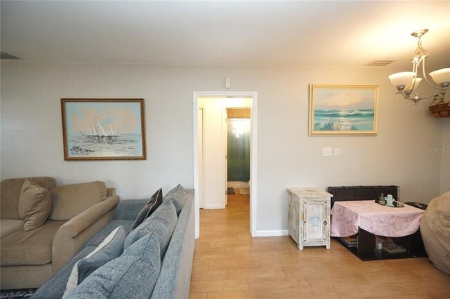 Building Photo - 5611 N McKay Ave