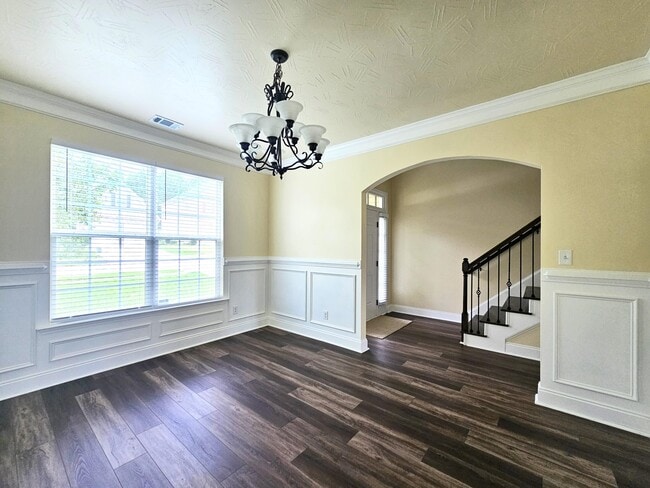 Building Photo - 3019 Kilknockie Dr