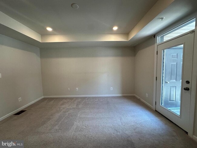 Building Photo - 43353 Radford Divide Ter