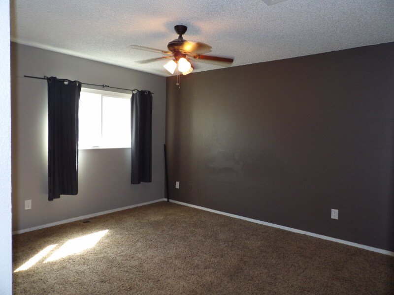 Building Photo - 1031 Rancher Dr