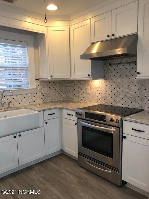 Building Photo - 825 Royal Bonnet Ct