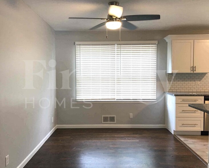 Building Photo - 8712 Marty Ln