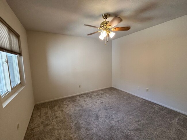 Building Photo - 2 Bedroom - 2 Bath Condo