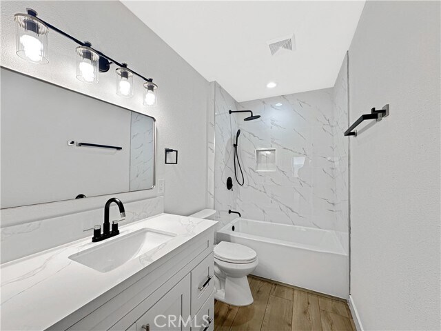 Building Photo - 1425 Marcella Ct