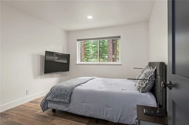 Building Photo - The Boulevard