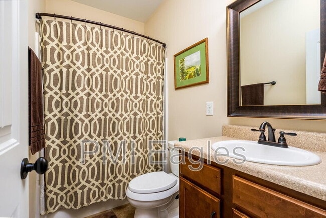 Building Photo - 2067 Bandera Dr