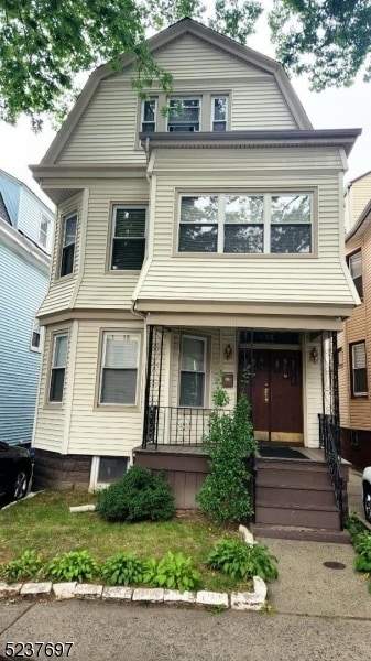 Building Photo - 28 Rhode Island Ave