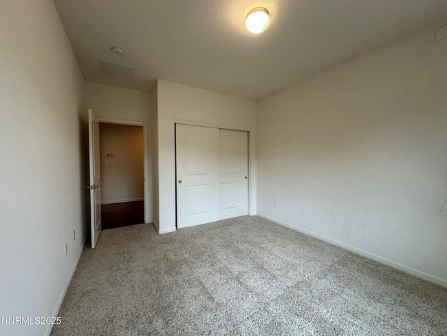 Building Photo - Immaculate Toll Brothers home