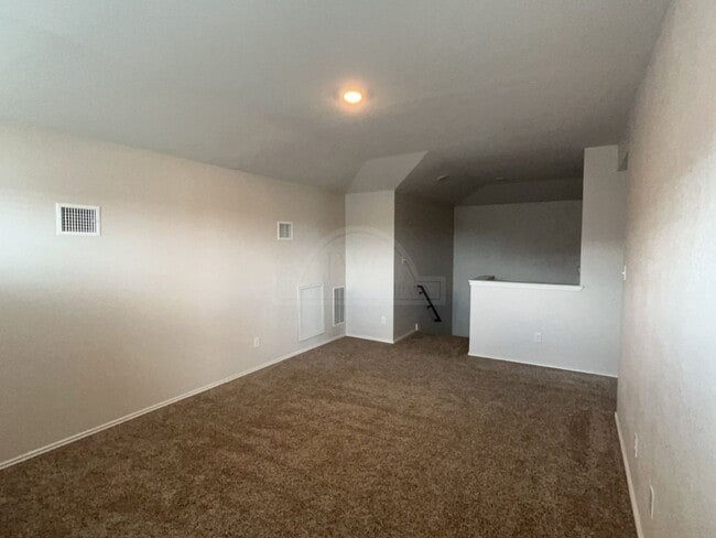 Building Photo - 9611 Murandy Dr