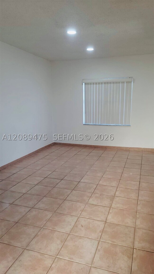 Building Photo - 19225 NW 50th Ct