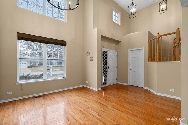 Building Photo - 2539 Lexington Ln