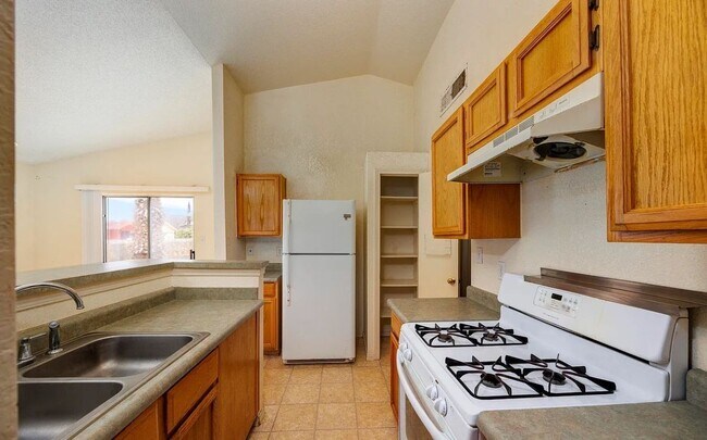 Building Photo - 2488 Tierra Rica Way