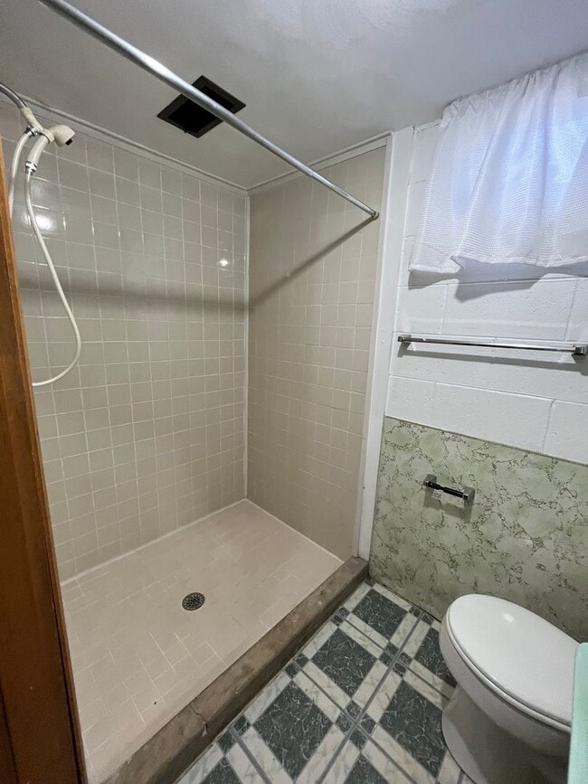 Building Photo - Holiday Home - Coming Soon