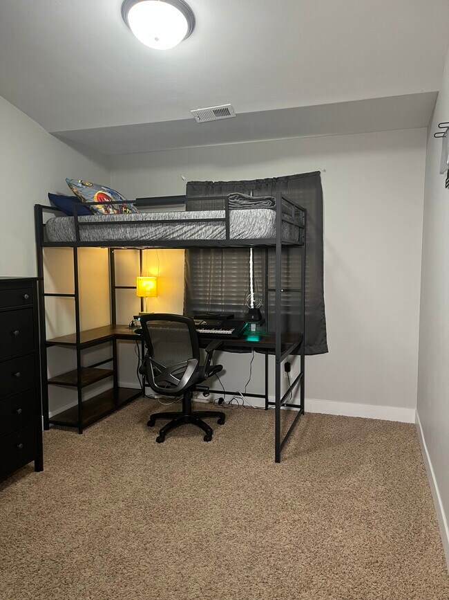 Building Photo - 7552 Lexi Loop