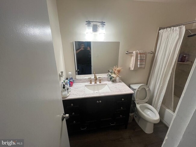 Building Photo - 8411 Del Norte Ct