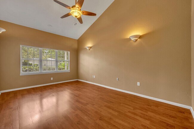Building Photo - 1816 Mizell Ave