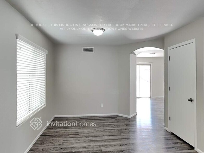 Building Photo - 4823 W Beautiful Ln