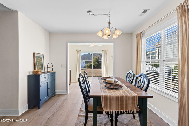Building Photo - 1274 Neptuno Ct