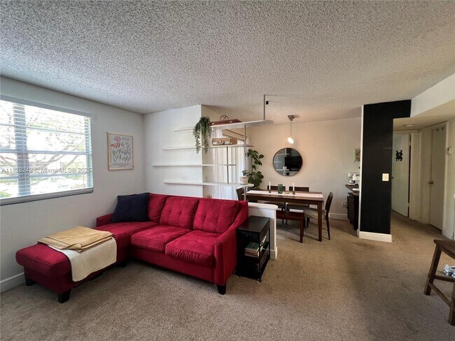 Building Photo - 1227 SW 46th Ave