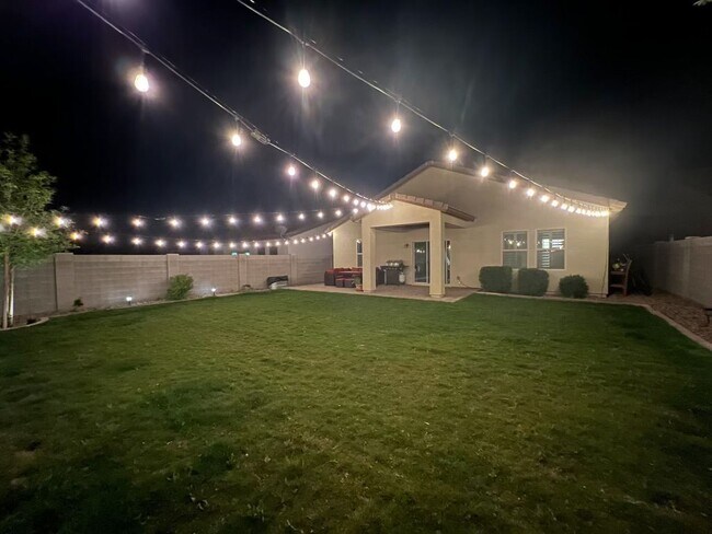 Building Photo - 4590 W Foldwing Dr
