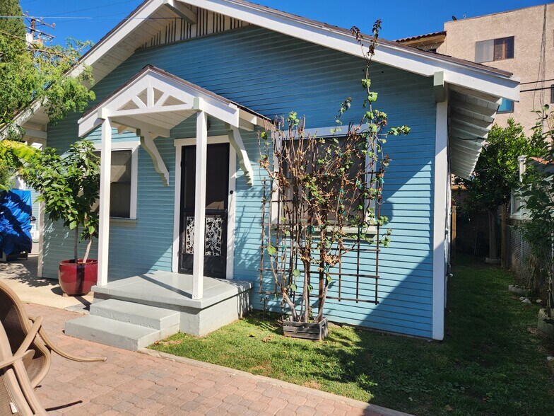 Building Photo - 612 Coronado Ave