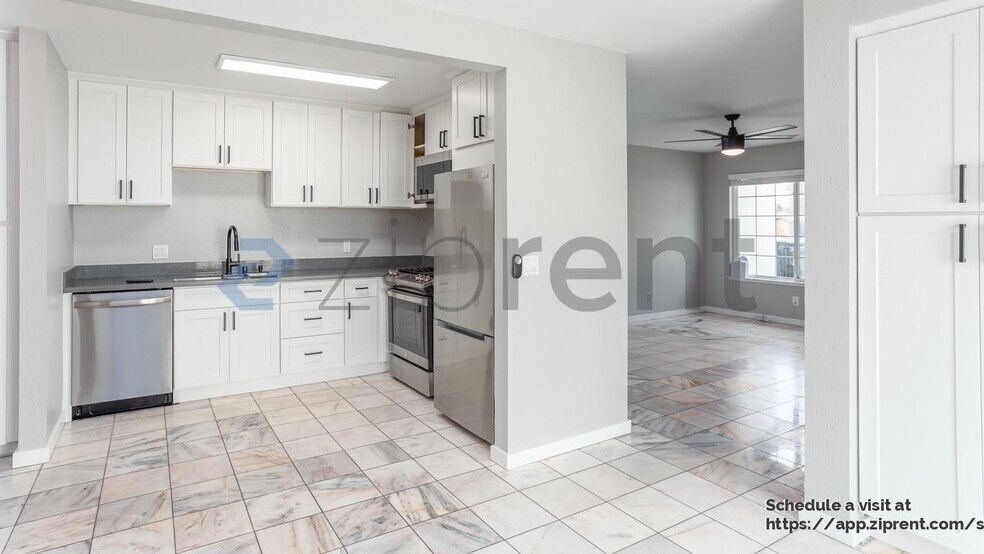 Building Photo - 1388 Taka Ct