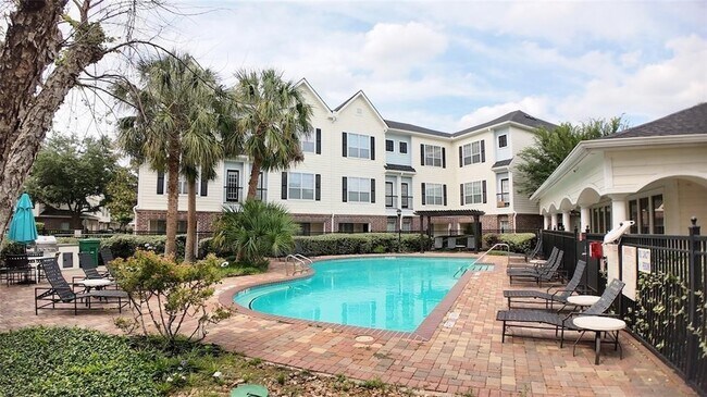 Building Photo - 9200 Westheimer Rd