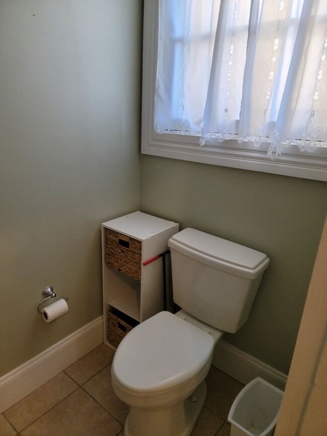 Building Photo - 3412 E Marshall St