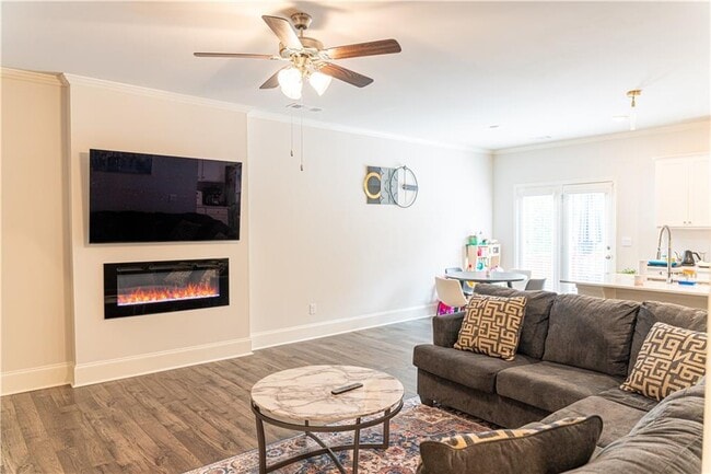 Building Photo - 510 Scenic Pass