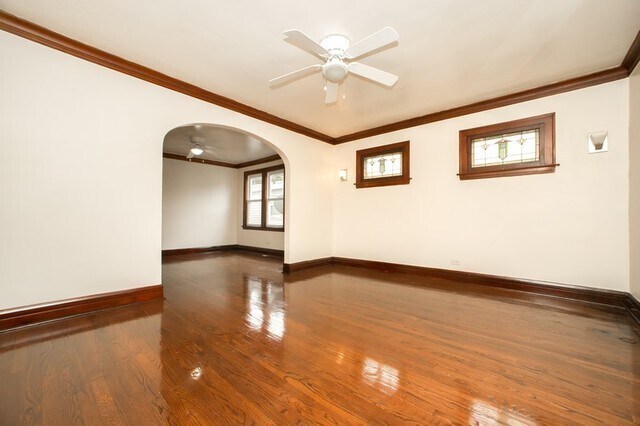 Building Photo - 4305 W Wrightwood Ave