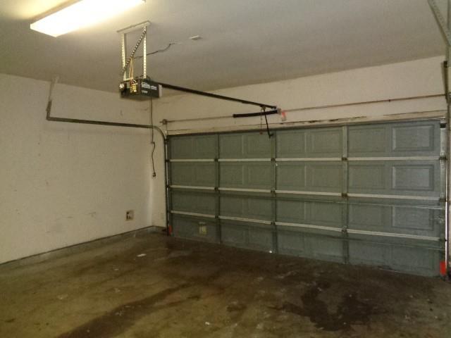 Building Photo - 10222 Berry Hill Ln