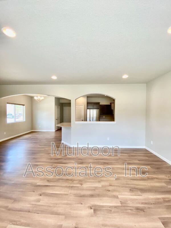 Building Photo - 4005 Tiberias Pt