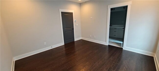 Building Photo - 717 Katherine Johnson Ln