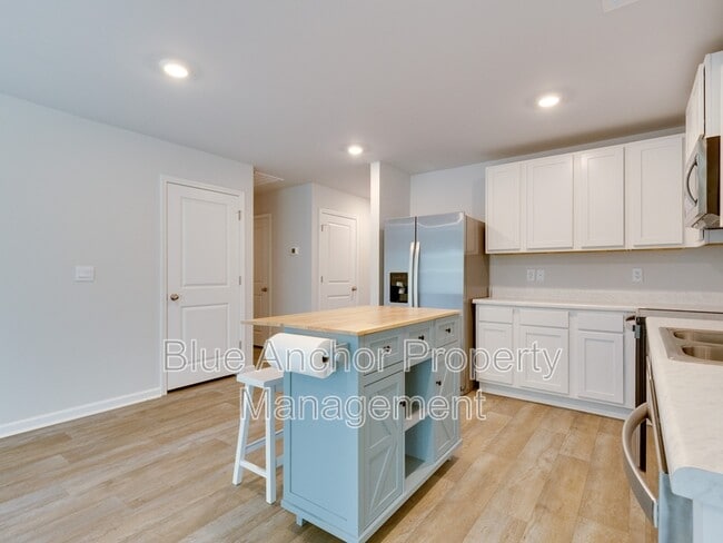 Building Photo - 3026 Course Ln