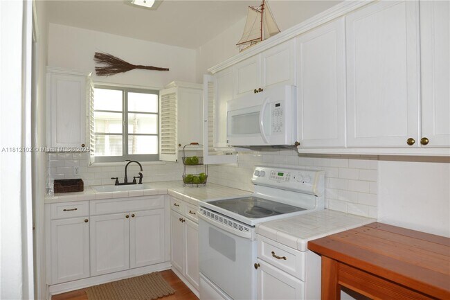 Building Photo - 1341 Meridian Ave