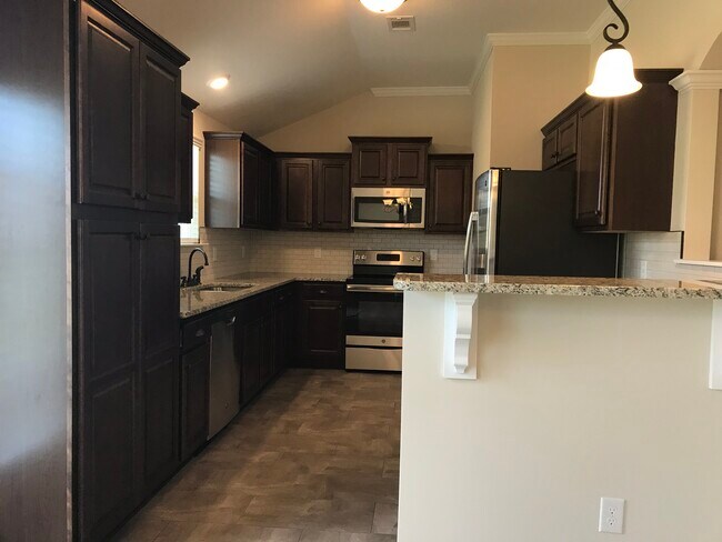 Building Photo - 9033 Brevard Rd