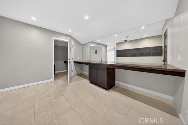 Building Photo - 7250 Franklin Ave